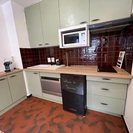 Dent Du Caiman, Hyper Centre, Parking, Vue Mont Blanc