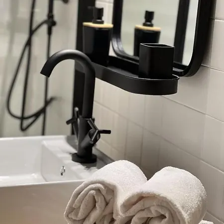 Dent Du Caiman, Hyper Centre, Parking, Vue Mont Blanc *