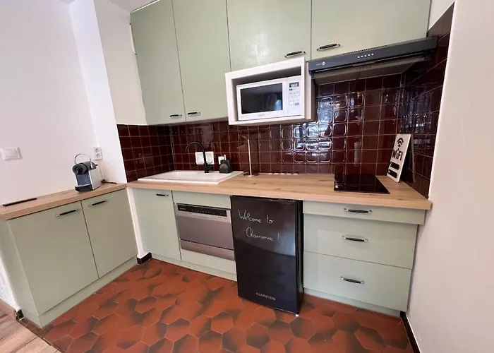 Dent Du Caiman, Hyper Centre, Parking, Vue Mont Blanc