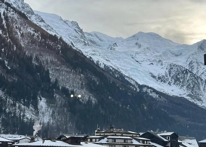 Апартаменты Dent Du Caiman, Hyper Centre, Parking, Vue Mont Blanc Шамони